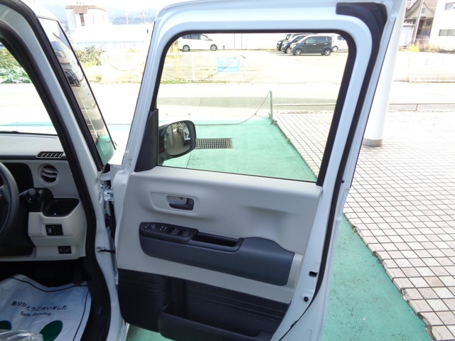 ホンダ Ｎ　ＢＯＸ ６６０ R7年 () 99