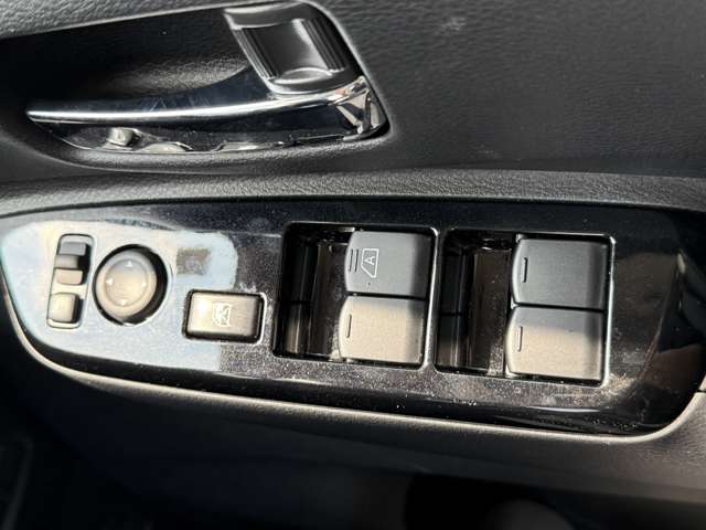 三菱 デリカ　ミニ ６６０ Ｔ プレミアム ４ＷＤ R6年 (中国) 99