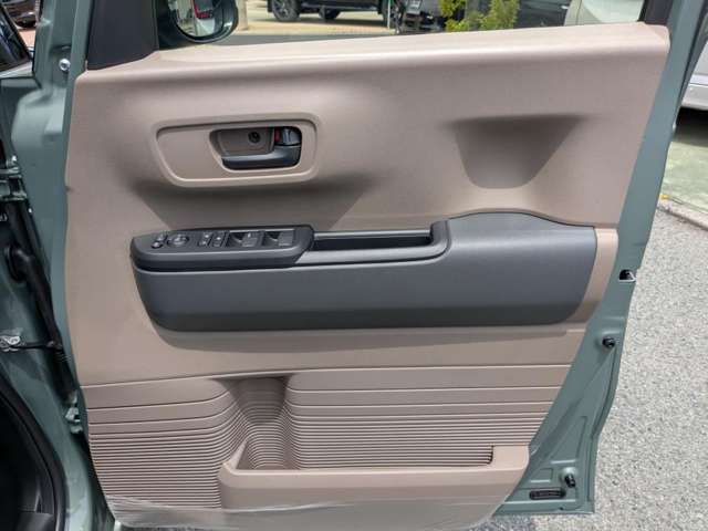 ホンダ Ｎ　ＢＯＸ ジョイ ６６０ ２トーン R7年 (九州・沖縄) 99