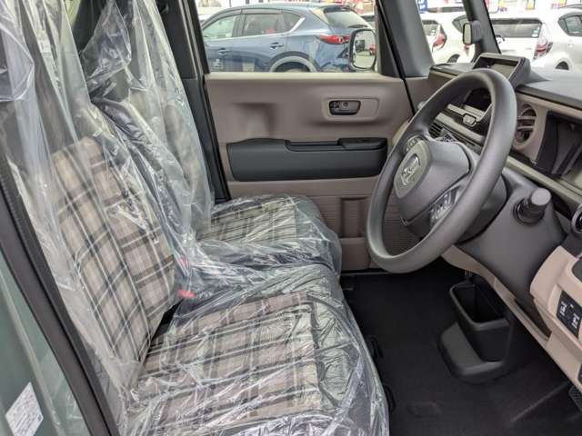 ホンダ Ｎ　ＢＯＸ ジョイ ６６０ ２トーン R7年 (九州・沖縄) 99