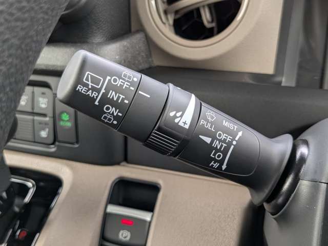 ホンダ Ｎ　ＢＯＸ ジョイ ６６０ ２トーン R7年 (九州・沖縄) 99