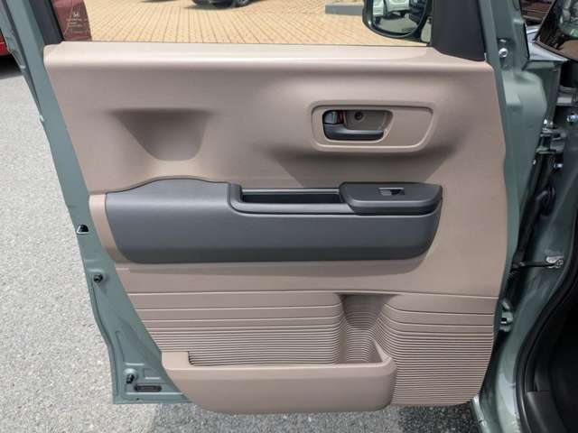 ホンダ Ｎ　ＢＯＸ ジョイ ６６０ ２トーン R7年 (九州・沖縄) 99