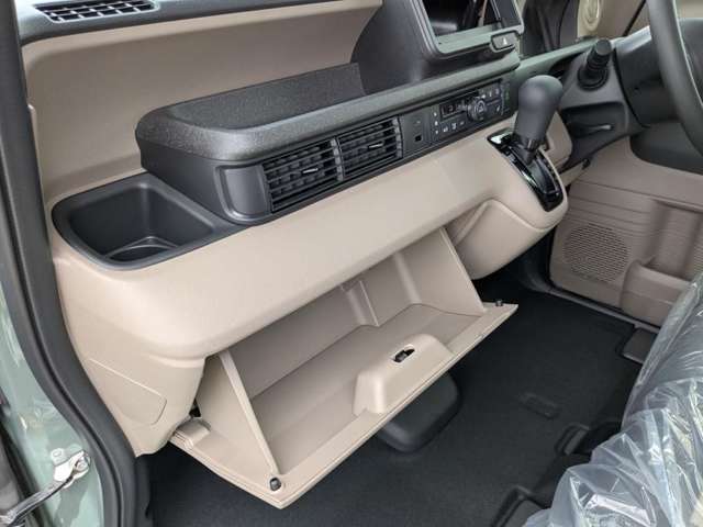 ホンダ Ｎ　ＢＯＸ ジョイ ６６０ ２トーン R7年 (九州・沖縄) 99