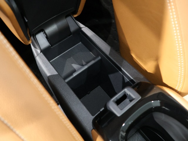 ホンダ ヴェゼル １．５ ハイブリッド Ｚ ホンダセンシング ４ＷＤ R2年 (関東) 99