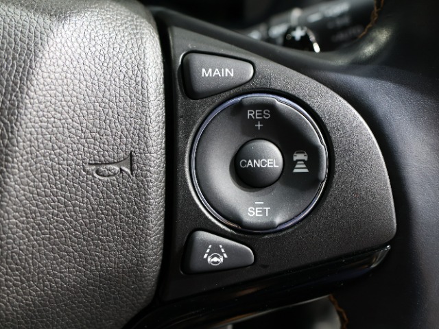 ホンダ ヴェゼル １．５ ハイブリッド Ｚ ホンダセンシング ４ＷＤ R2年 (関東) 99