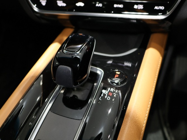 ホンダ ヴェゼル １．５ ハイブリッド Ｚ ホンダセンシング ４ＷＤ R2年 (関東) 99