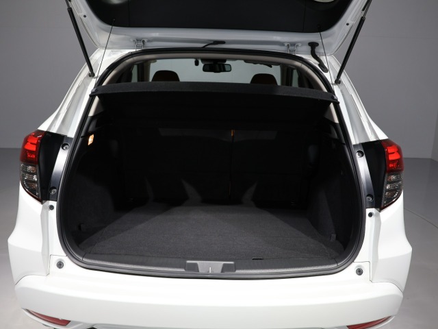 ホンダ ヴェゼル １．５ ハイブリッド Ｚ ホンダセンシング ４ＷＤ R2年 (関東) 99