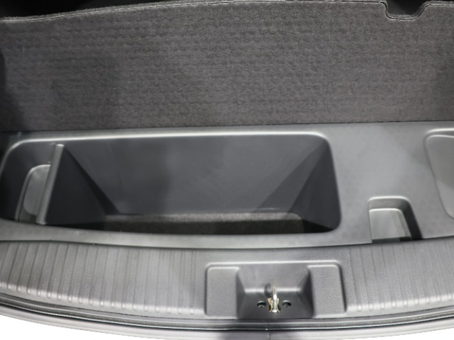 ホンダ ヴェゼル １．５ ハイブリッド Ｚ ホンダセンシング ４ＷＤ R2年 (関東) 99