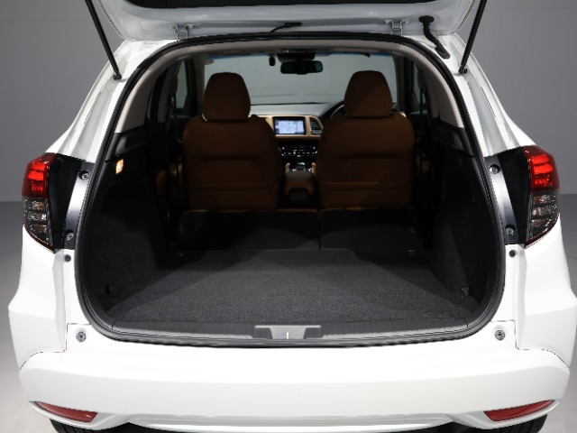 ホンダ ヴェゼル １．５ ハイブリッド Ｚ ホンダセンシング ４ＷＤ R2年 (関東) 99