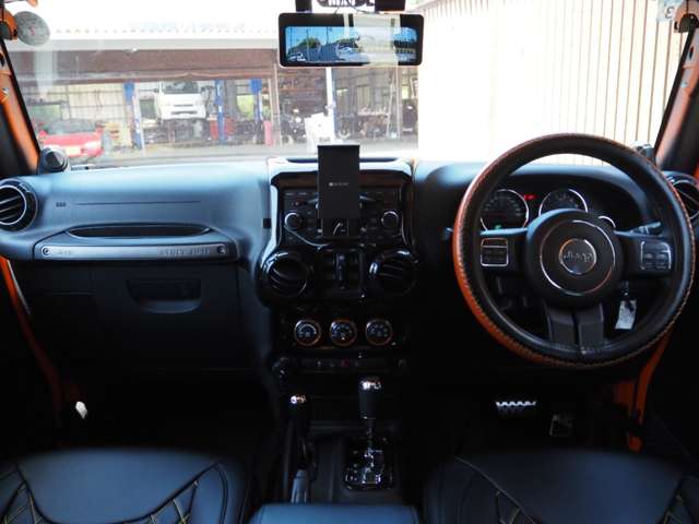 ジープ ラングラー　アンリミテッド アンリミテッド オレンジ ４ＷＤ H25年 (関東) 99