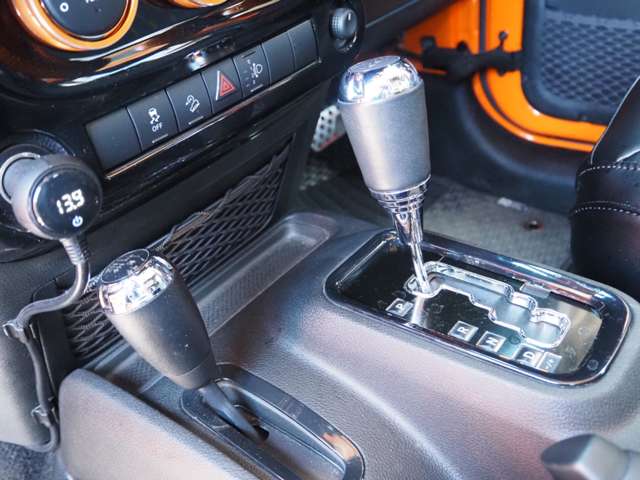 ジープ ラングラー　アンリミテッド アンリミテッド オレンジ ４ＷＤ H25年 (関東) 99