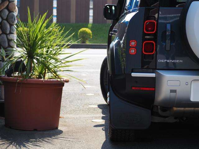 ランドローバー ディフェンダー １１０ ２．０Ｌ Ｐ３００ ４ＷＤ R2年 (関東) 99