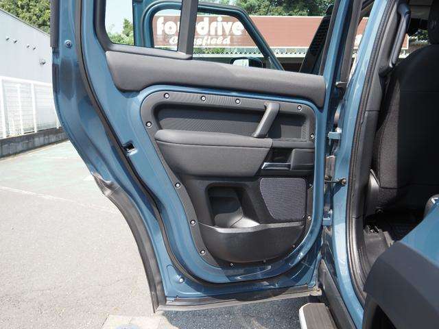ランドローバー ディフェンダー １１０ ２．０Ｌ Ｐ３００ ４ＷＤ R2年 (関東) 99