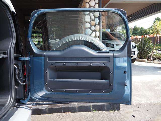 ランドローバー ディフェンダー １１０ ２．０Ｌ Ｐ３００ ４ＷＤ R2年 (関東) 99