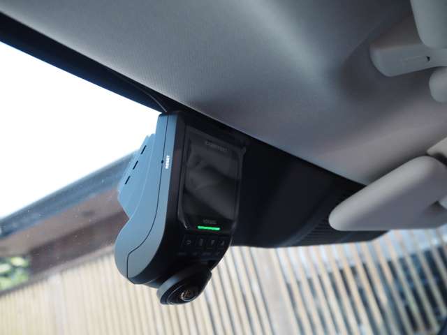 ランドローバー ディフェンダー １１０ ２．０Ｌ Ｐ３００ ４ＷＤ R2年 (関東) 99