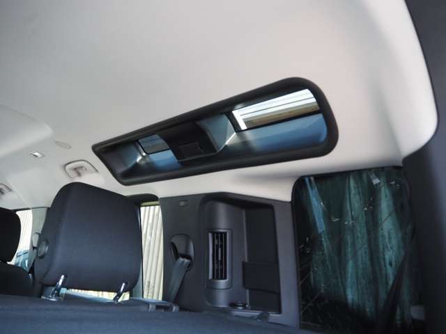 ランドローバー ディフェンダー １１０ ２．０Ｌ Ｐ３００ ４ＷＤ R2年 (関東) 99