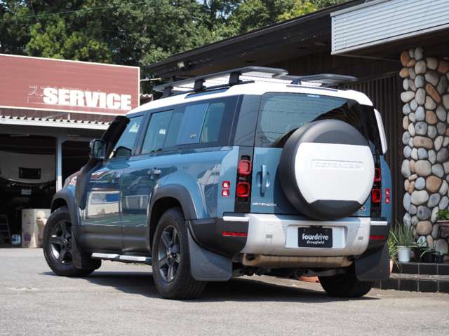 ランドローバー ディフェンダー １１０ ２．０Ｌ Ｐ３００ ４ＷＤ R2年 (関東) 99