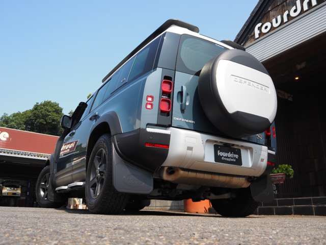 ランドローバー ディフェンダー １１０ ２．０Ｌ Ｐ３００ ４ＷＤ R2年 (関東) 99
