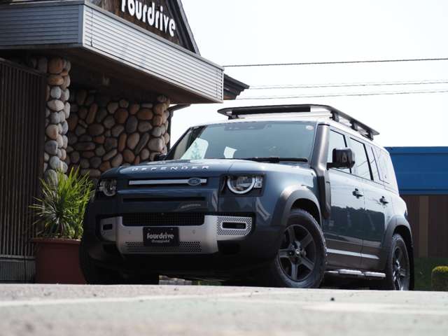 ランドローバー ディフェンダー １１０ ２．０Ｌ Ｐ３００ ４ＷＤ R2年 (関東) 99