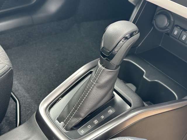 スズキ スイフト １．２ ハイブリッド ＭＺ R6年 (東海) 99