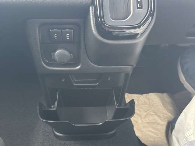 スズキ ソリオ １．２ バンディット ハイブリッド ＭＶ R7年 (東海) 99