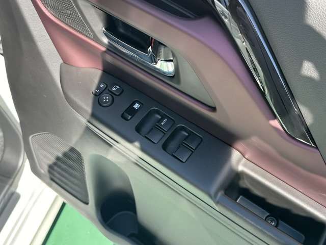 スズキ スペーシア　ギア ６６０ カスタム ハイブリッド ＸＳターボ R7年 (東海) 99