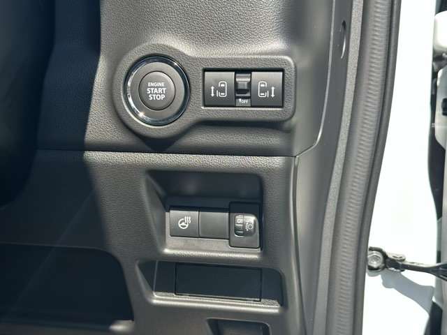 スズキ スペーシア　ギア ６６０ カスタム ハイブリッド ＸＳターボ R7年 (東海) 99