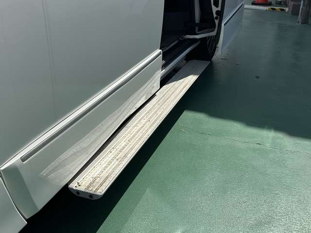 日産 エルグランド ２．５ ２５０ハイウェイスターＳ R3年 (東海) 99