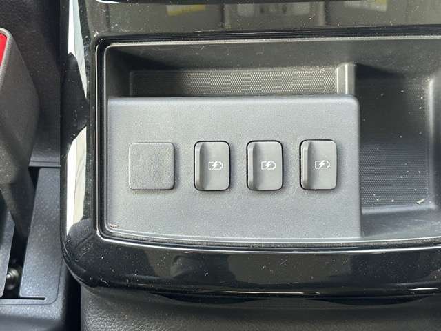 日産 エルグランド ２．５ ２５０ハイウェイスターＳ R3年 (東海) 99