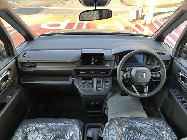 ホンダ ステップワゴン　ハイブリッド ２．０ Ｅ：ＨＥＶ スパーダ R7年 (東海) 99