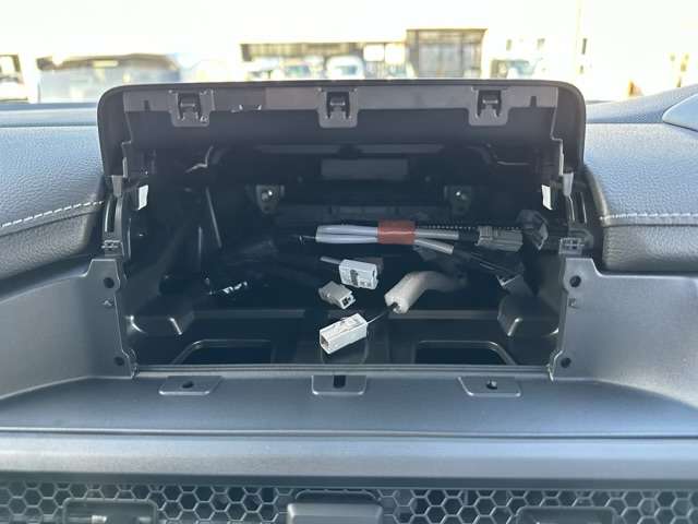 ホンダ ステップワゴン　ハイブリッド ２．０ Ｅ：ＨＥＶ スパーダ R7年 (東海) 99