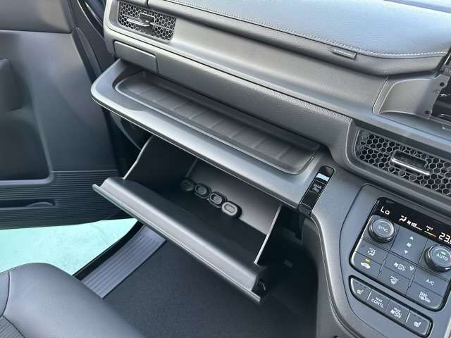 ホンダ ステップワゴン　ハイブリッド ２．０ Ｅ：ＨＥＶ スパーダ R7年 (東海) 99