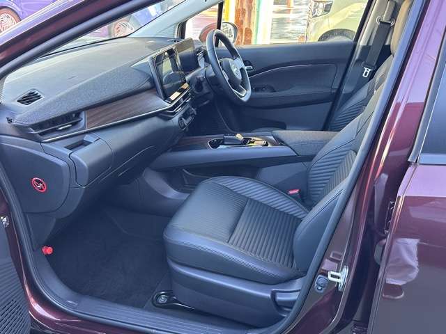 日産 ノートオーラ １．２ Ｇ レザーエディション R5年 (東海) 99