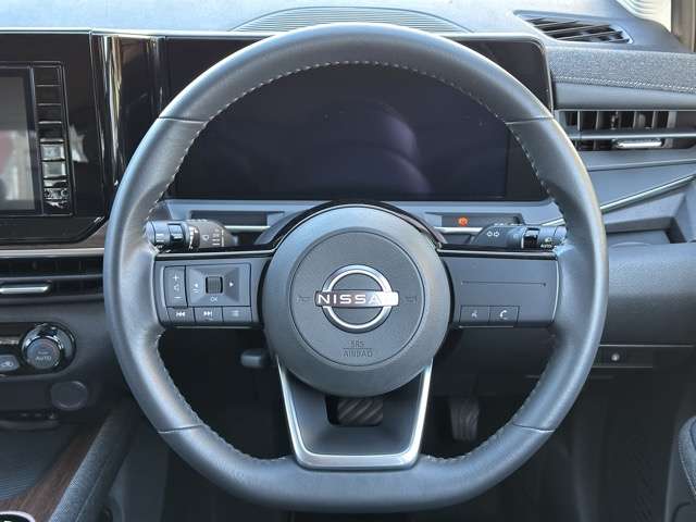 日産 ノートオーラ １．２ Ｇ レザーエディション R5年 (東海) 99