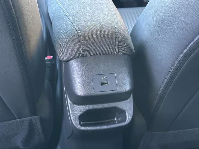 日産 ノートオーラ １．２ Ｇ レザーエディション R5年 (東海) 99