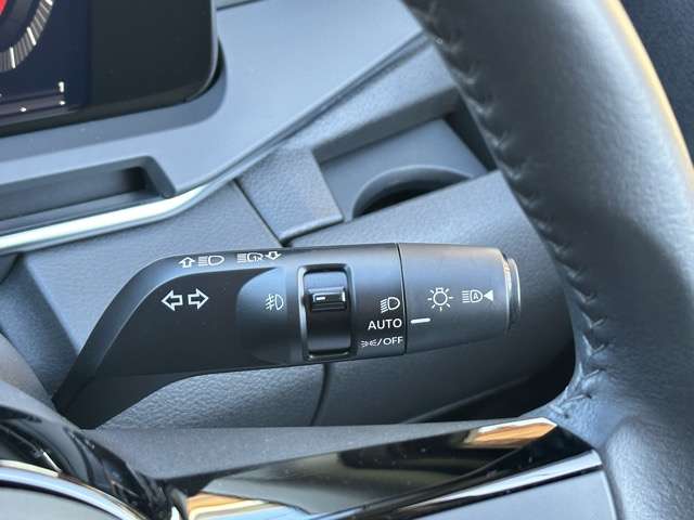 日産 ノートオーラ １．２ Ｇ レザーエディション R5年 (東海) 99