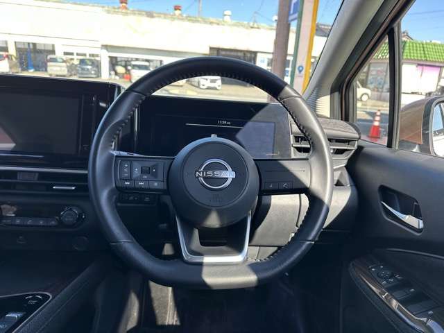 日産 ノートオーラ １．２ Ｇ レザーエディション R4年 (東海) 99