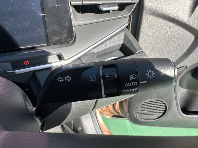 日産 ノートオーラ １．２ Ｇ レザーエディション R4年 (東海) 99