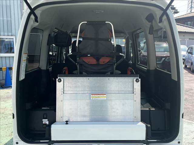 ダイハツ ハイゼットカーゴ ６６０ スローパー ＳＡＩＩＩ リヤシートレス仕様 折リ畳ミ補助シート付キ R1年 (関東) 99