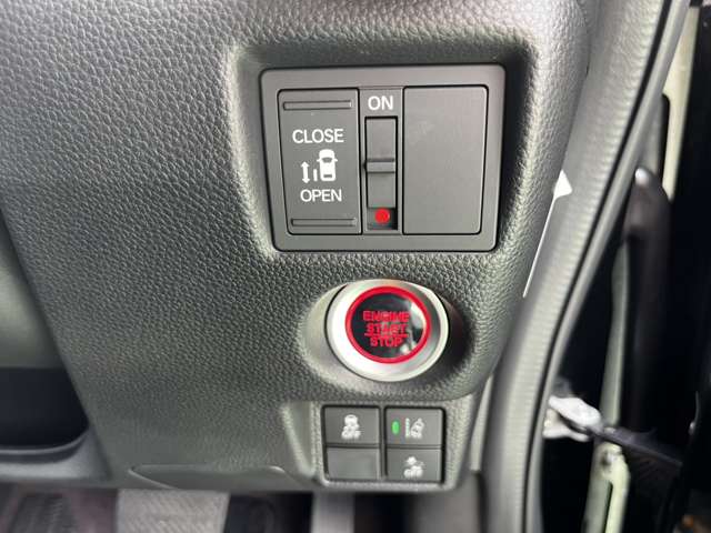 ホンダ Ｎ　ＢＯＸ カスタム ６６０ Ｇ スロープ Ｌ ホンダセンシング 車イス専用装備装着車 H30年 (関東) 99