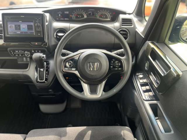 ホンダ Ｎ　ＢＯＸ カスタム ６６０ Ｇ スロープ Ｌ ホンダセンシング 車イス専用装備装着車 H30年 (関東) 99