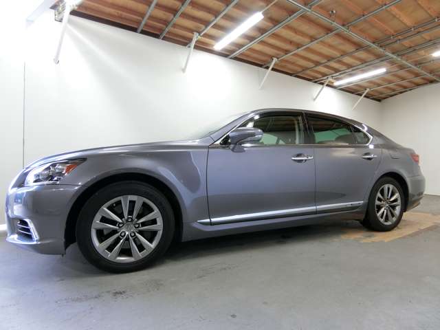 レクサス ＬＳハイブリッド ６００Ｈ バージョンＣ Ｉパッケージ ４ＷＤ H24年 (中国) 99