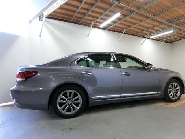 レクサス ＬＳハイブリッド ６００Ｈ バージョンＣ Ｉパッケージ ４ＷＤ H24年 (中国) 99