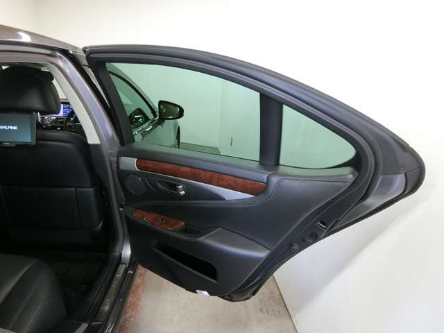 レクサス ＬＳハイブリッド ６００Ｈ バージョンＣ Ｉパッケージ ４ＷＤ H24年 (中国) 99