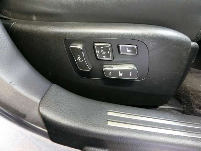 レクサス ＬＳハイブリッド ６００Ｈ バージョンＣ Ｉパッケージ ４ＷＤ H24年 (中国) 99