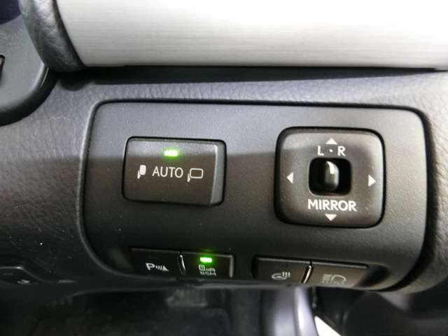 レクサス ＬＳハイブリッド ６００Ｈ バージョンＣ Ｉパッケージ ４ＷＤ H24年 (中国) 99