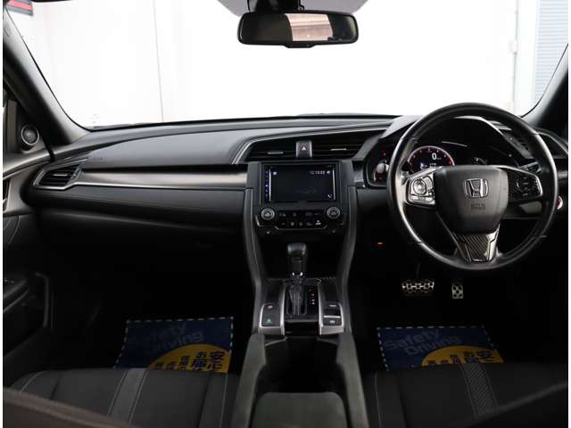 ホンダ シビック １．５ H29年 (関東) 99