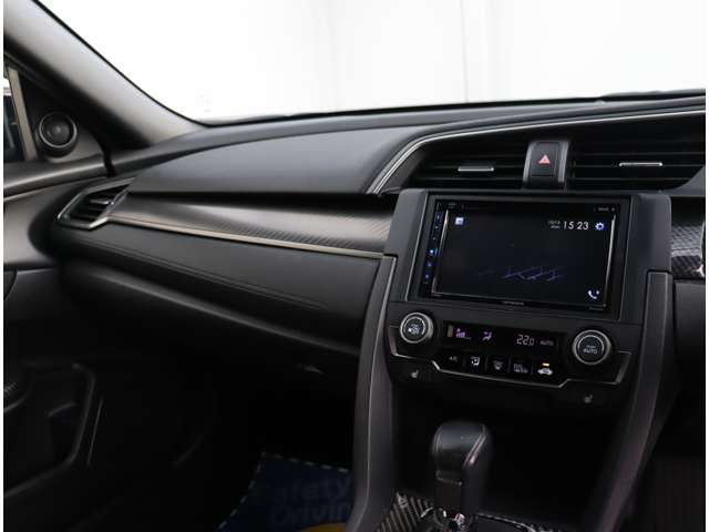 ホンダ シビック １．５ H29年 (関東) 99