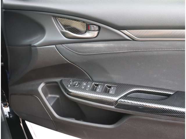 ホンダ シビック １．５ H29年 (関東) 99