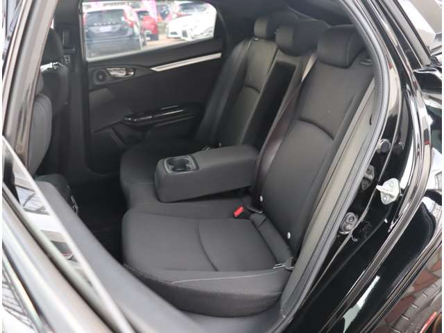 ホンダ シビック １．５ H29年 (関東) 99